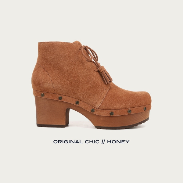 original chic heeled bootie in honey