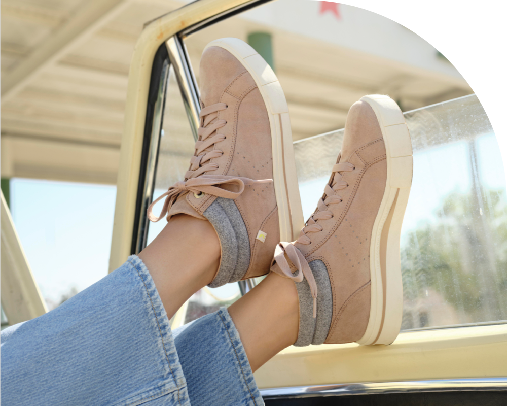sneakers for travel