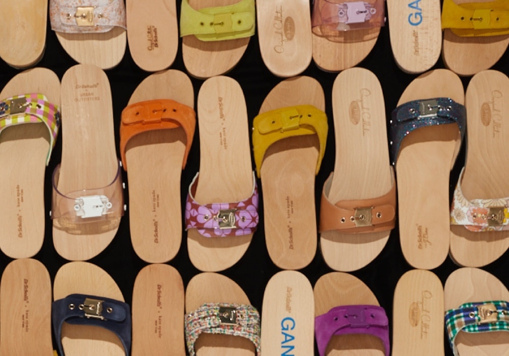 grouping of many colors of the original sandal
