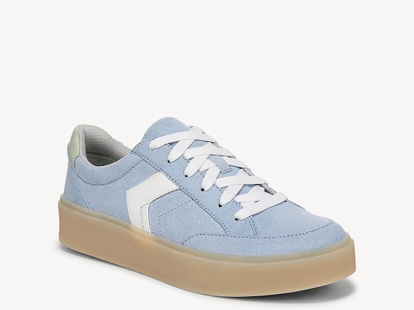 madison lace up sneaker in blue sky
