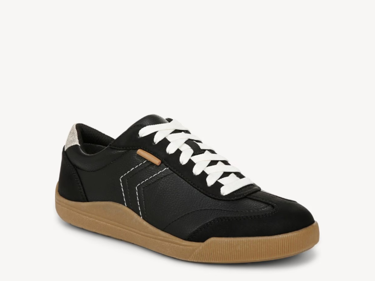 Women's Be True Sneaker