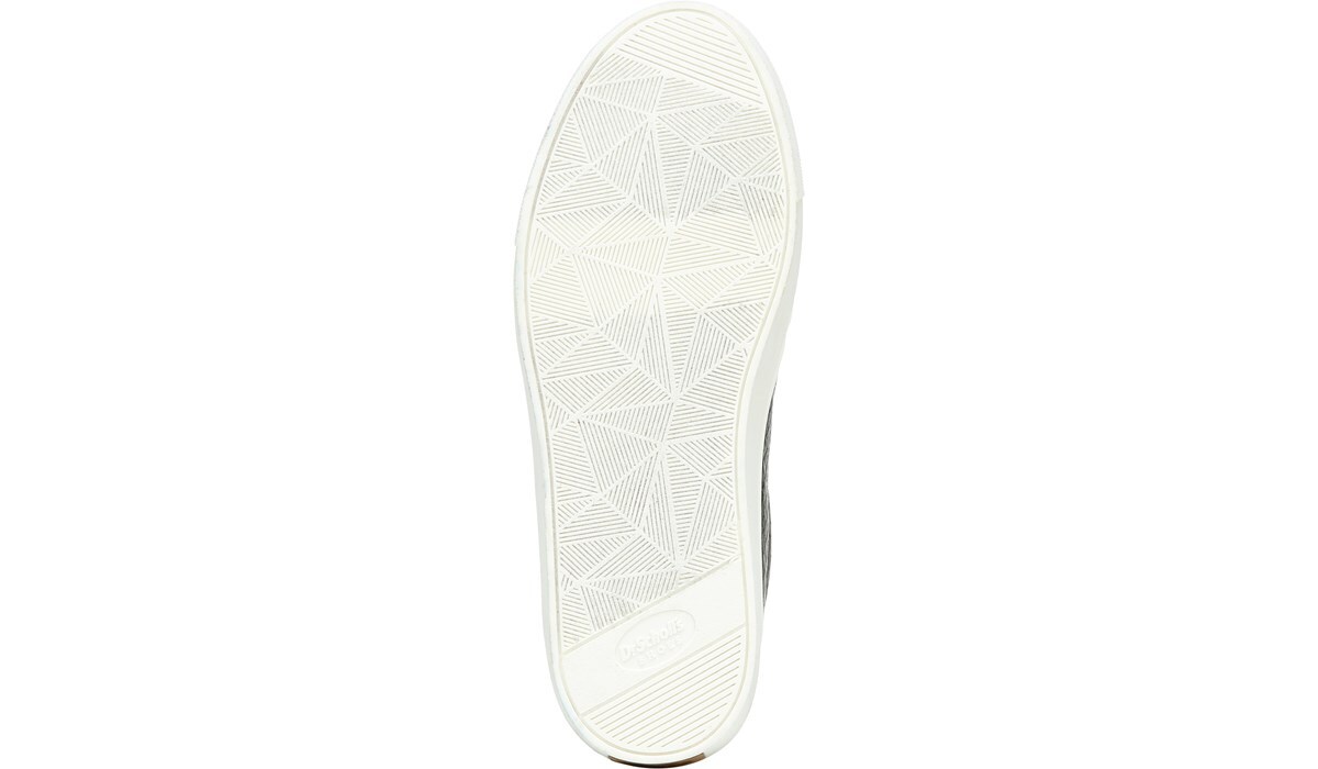 nova slip on sneaker
