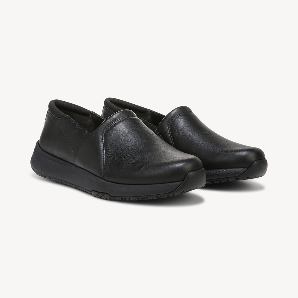 Women's Dive In Wide Slip Resistant Slip On Work Shoe - Pair