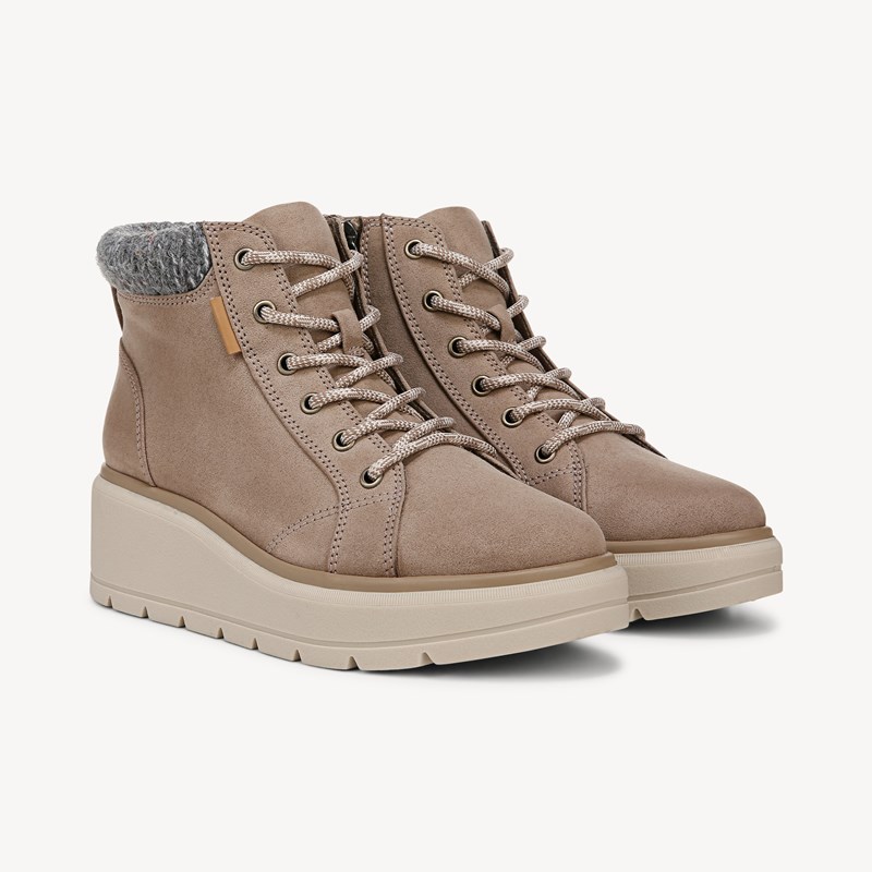 Dr. Scholl's Women's Nice Day Max Alpine Ankle Boot Mocha Taupe Fabric DRSCH Brown Mocha Microfiber 9.5 M