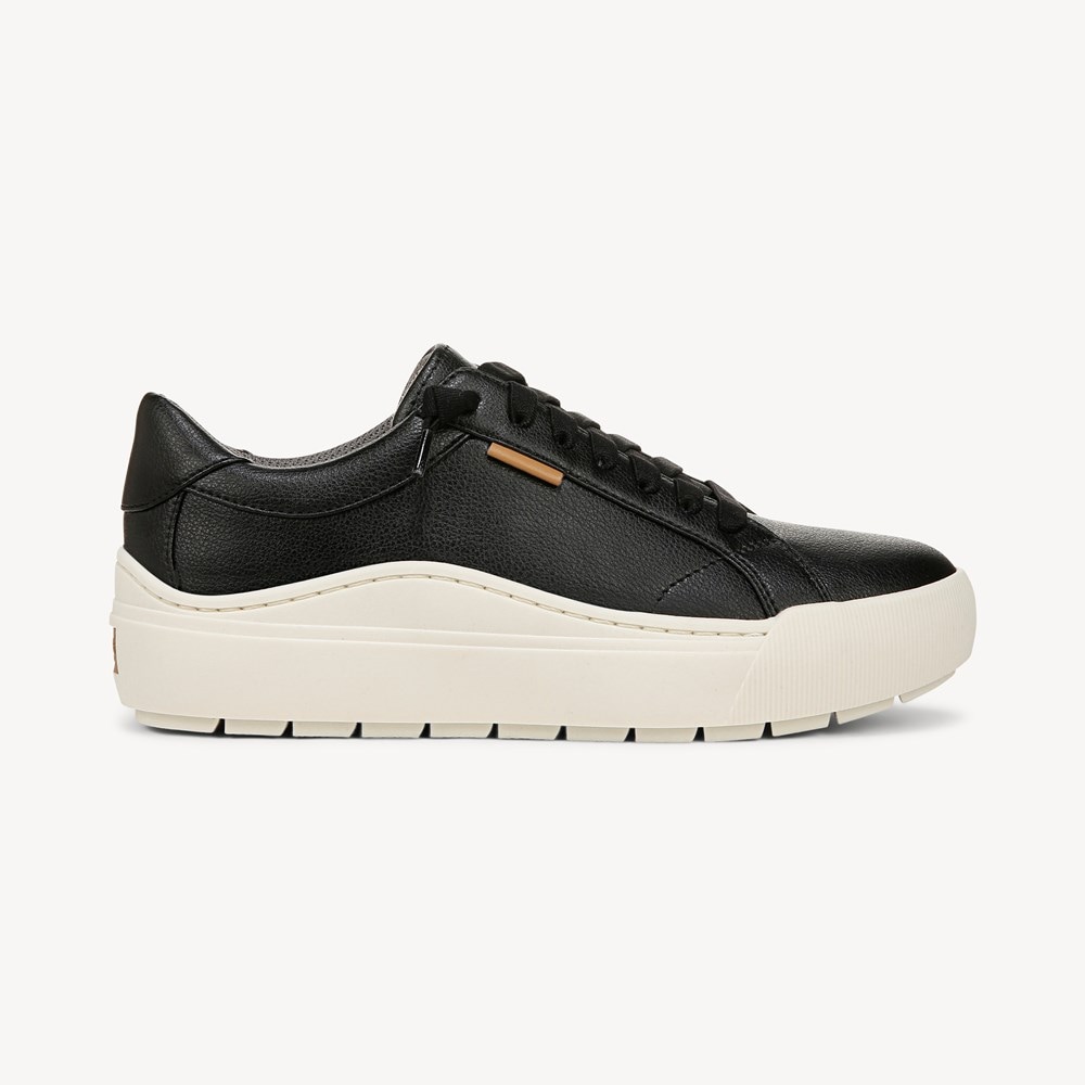 Women's Time Off Go Slip On Sneaker - Right