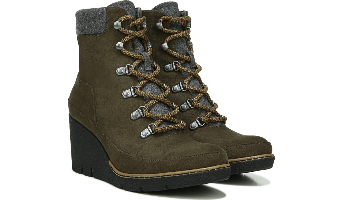 lifestyle hiking boots