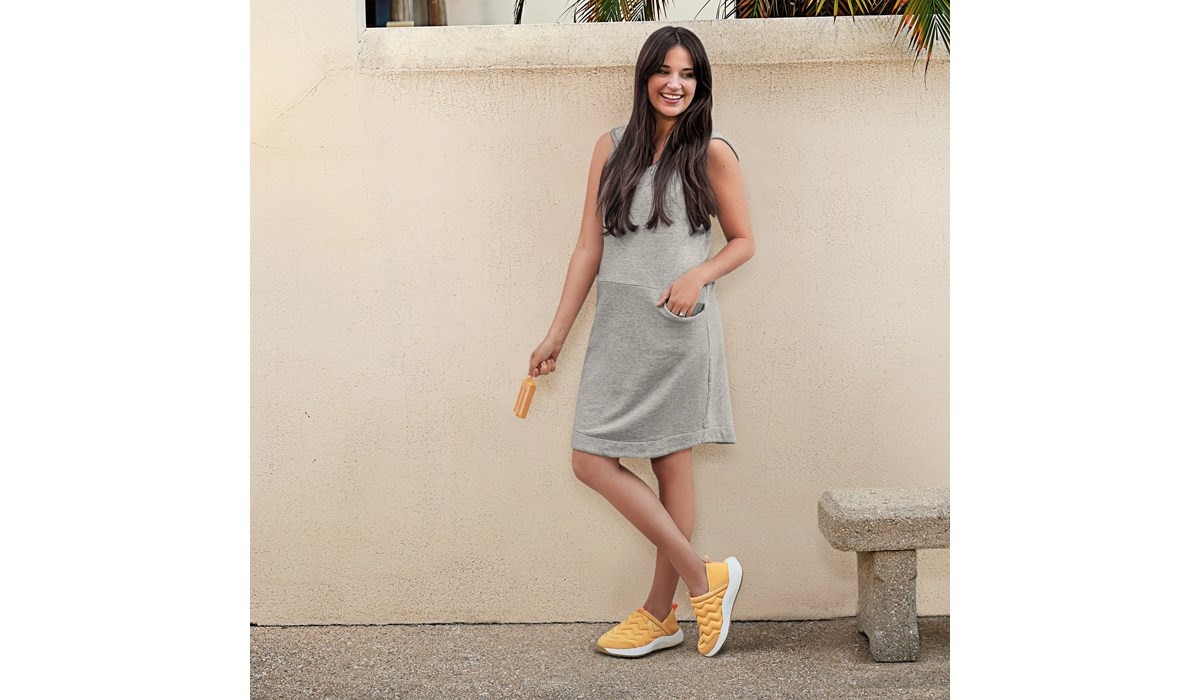 dr scholl's no doubt sneaker