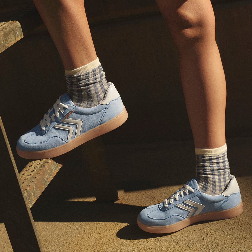 Women's Rebel Sport Sneaker - LifeStyle2