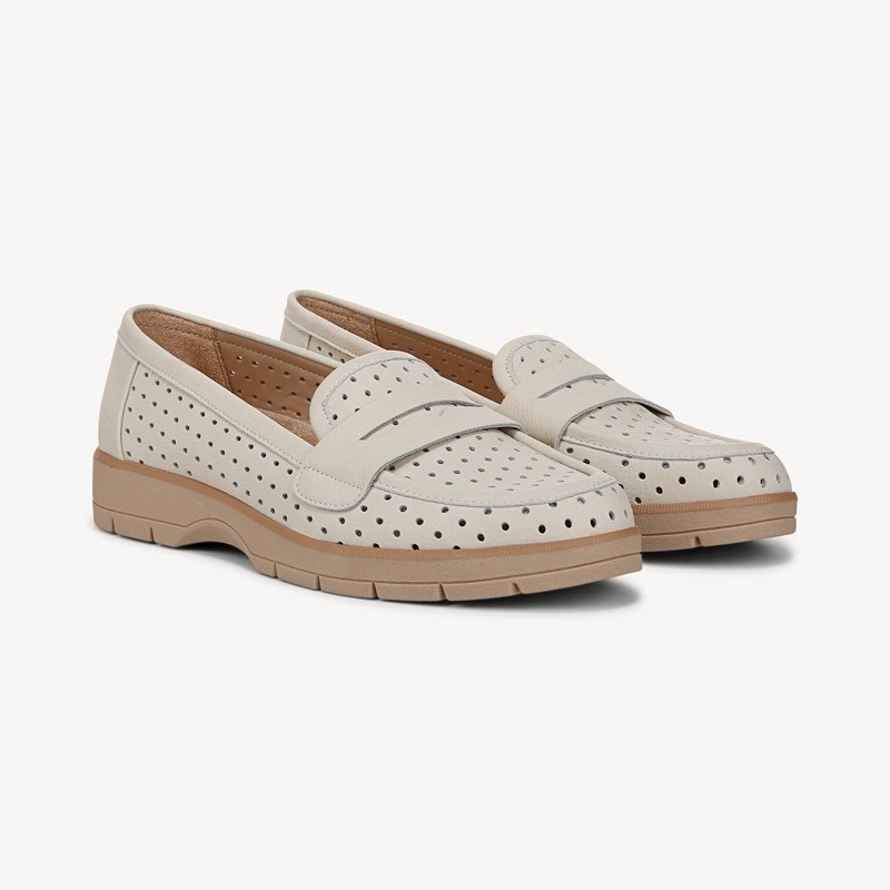 Dr. Scholl's Women's Nice Day Breezy Loafer Shoes Off White Faux Leather DRSCH 6.5 M