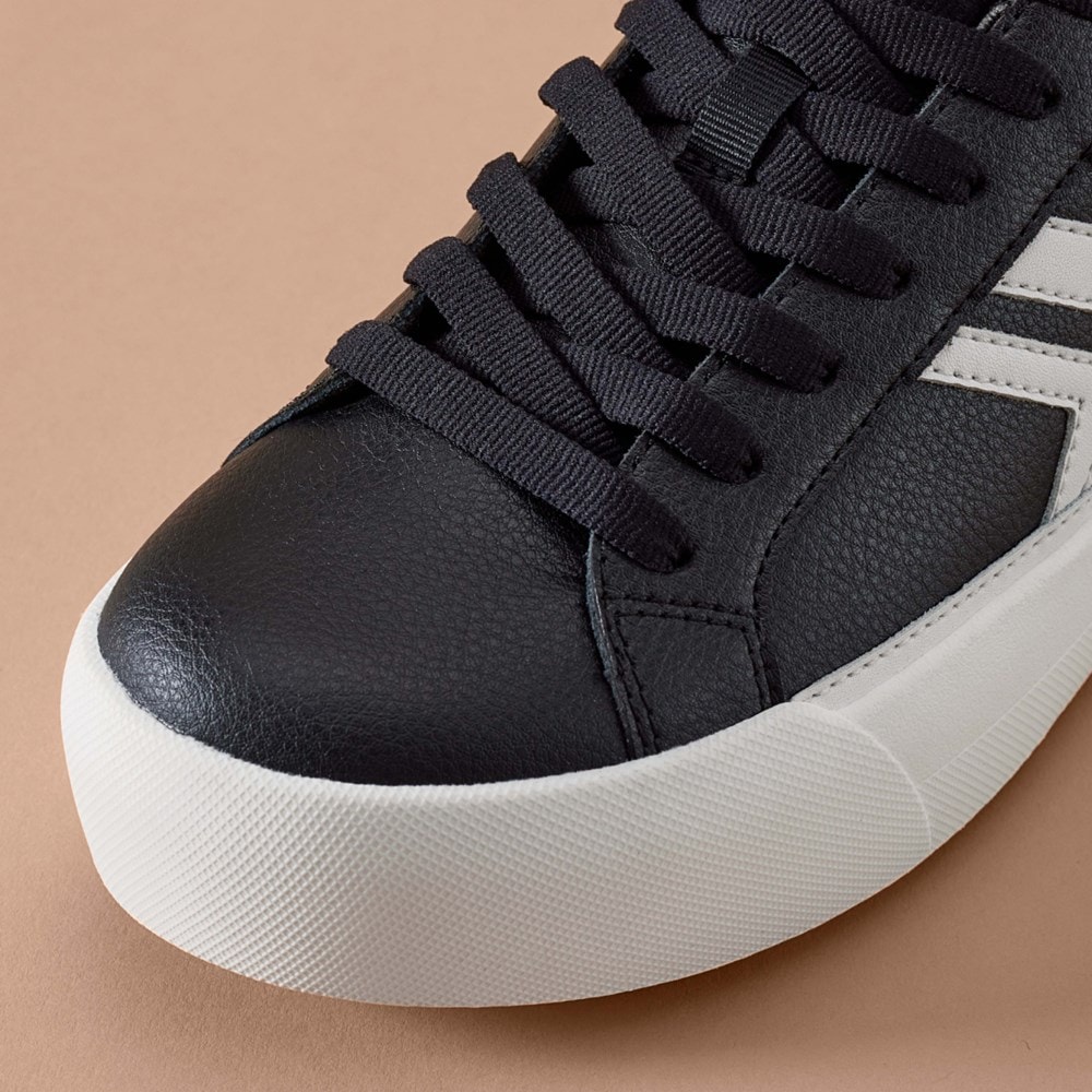 Women's Young and Free Platform Sneaker - Feature3