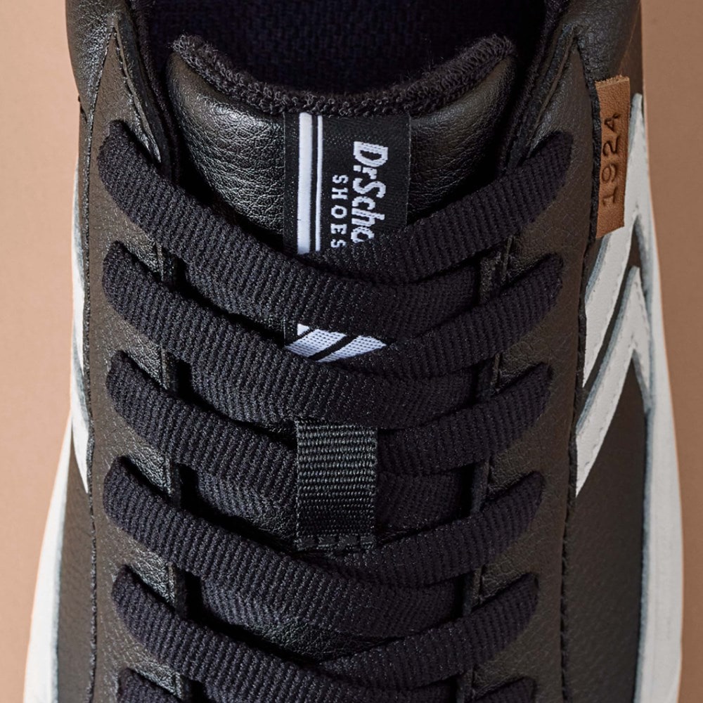 Women's Young and Free Platform Sneaker - LifeStyle4