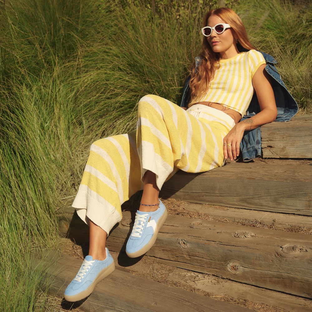 Women's Time Off Win Lace Sneaker