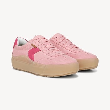 Women's Time Off Win Lace Sneaker
