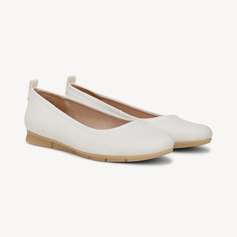 Dr. Scholl's Women's Timeless Slip On Flat Shoes Off White Faux Leather DRSCH 8.0 M