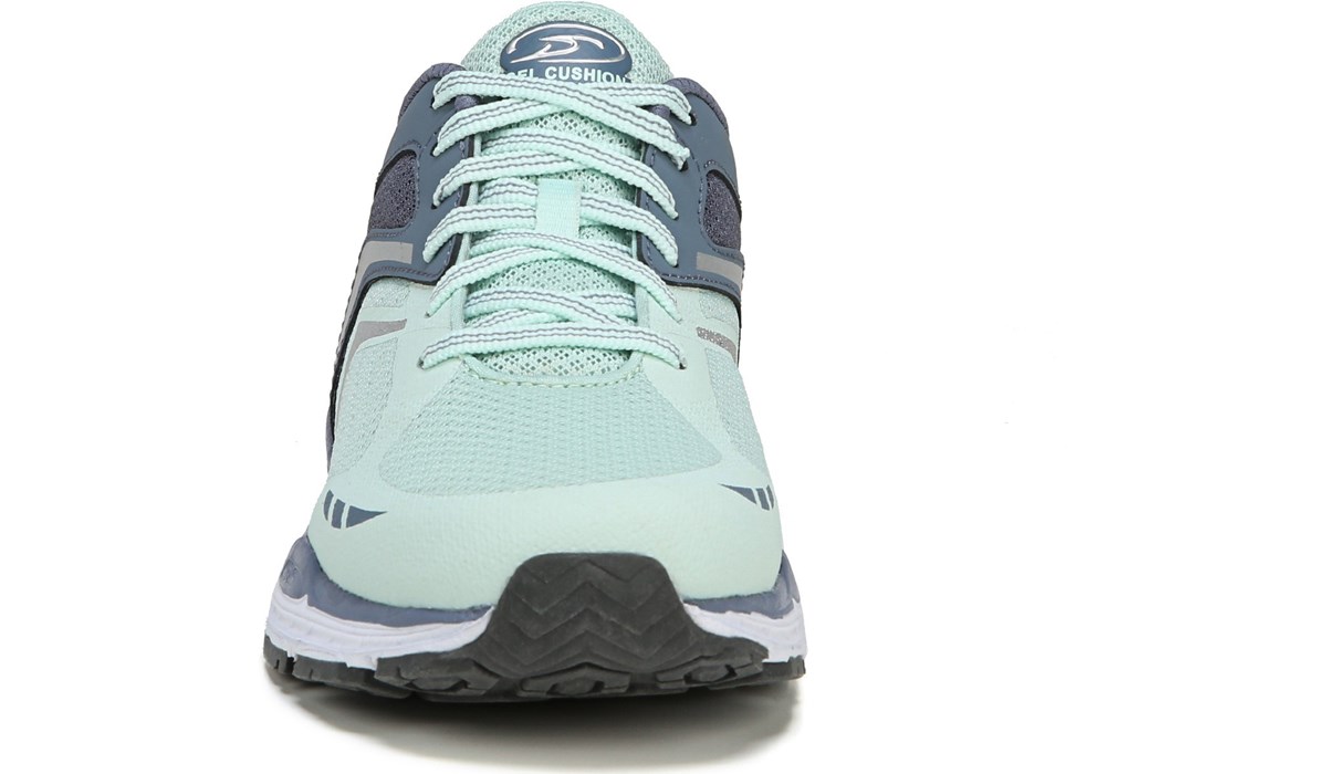 dr scholl's blitz walking shoe