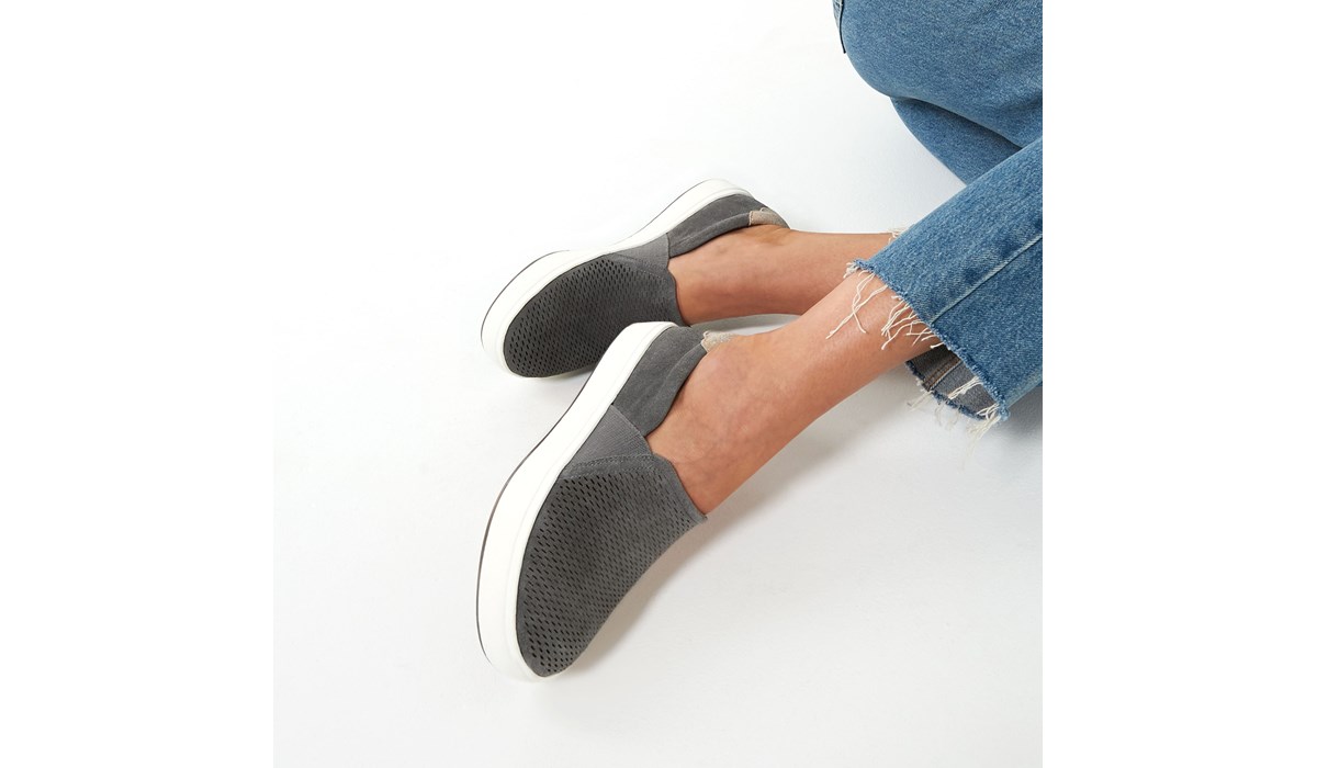 abbot lux slip on sneaker