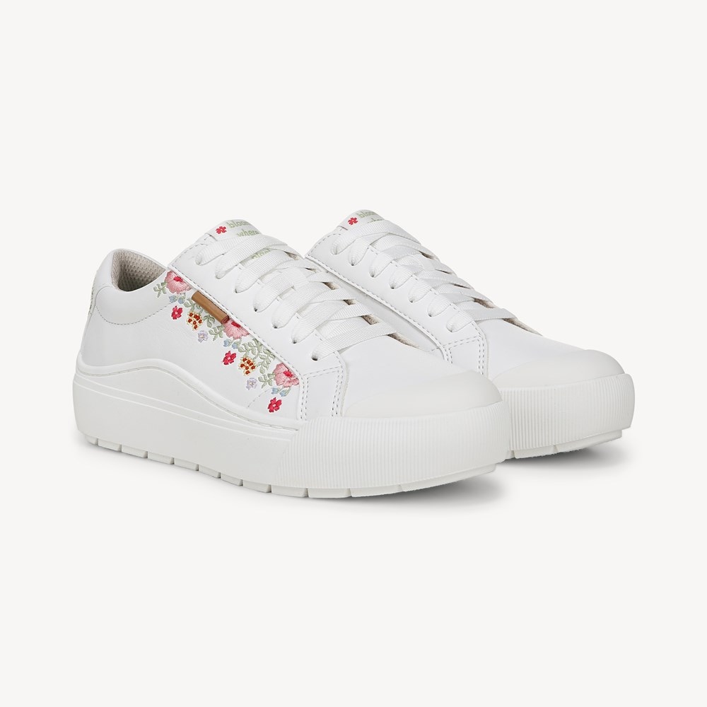 Women's Time Off Sneaker - Pair