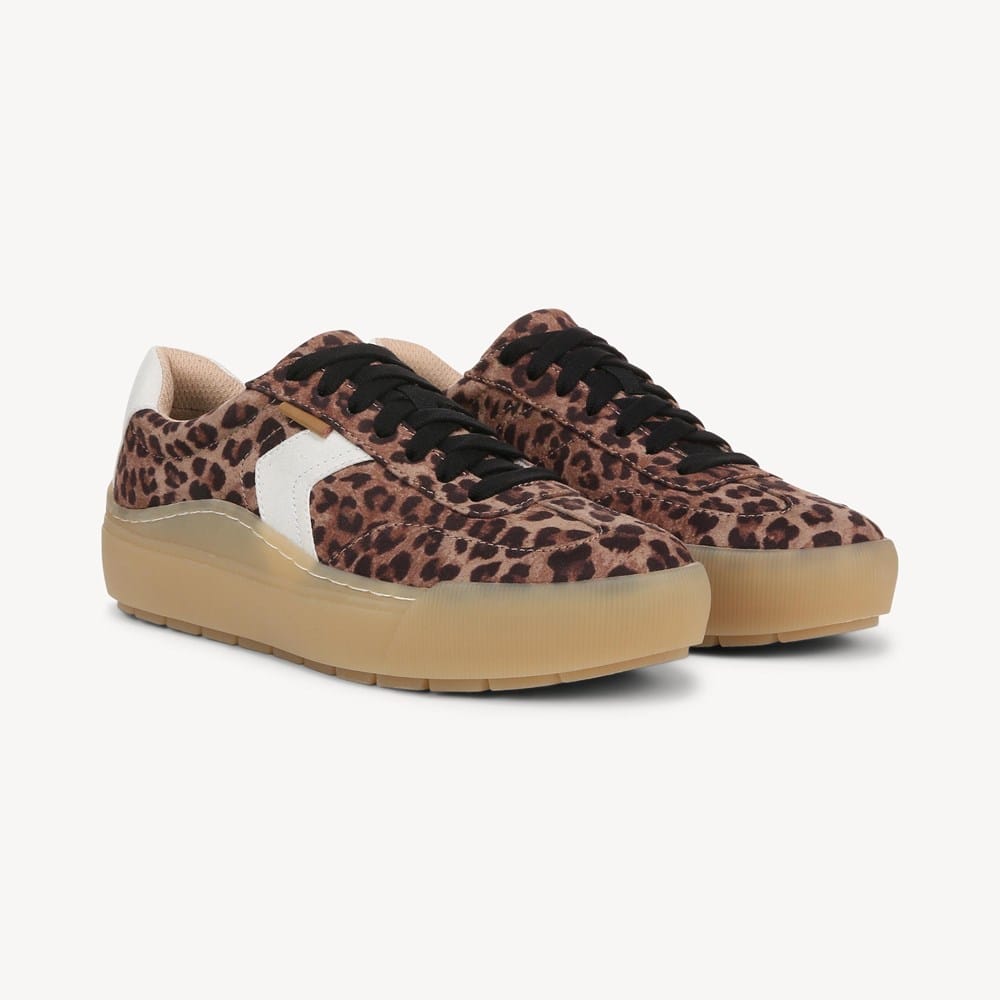 Dr. Scholl display picture 1