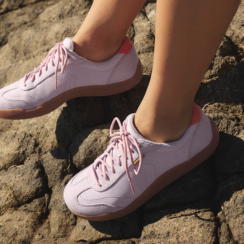 Women's Be True Lace Up Sneaker - LifeStyle2