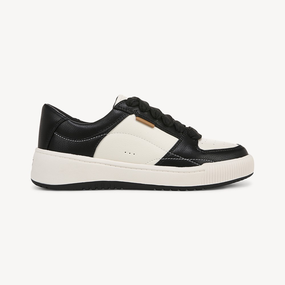 Women's Ollie Lace Up Sneaker - Right