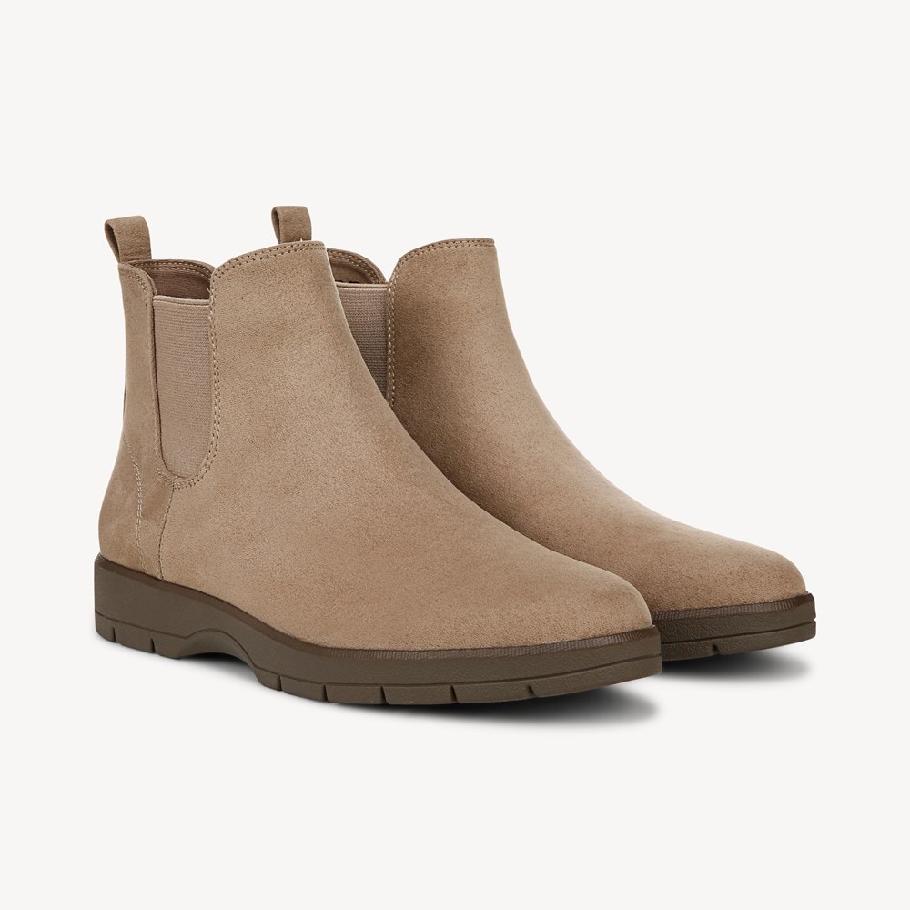 Scholl's Women's Northbound Chelsea Boot Women's Boots