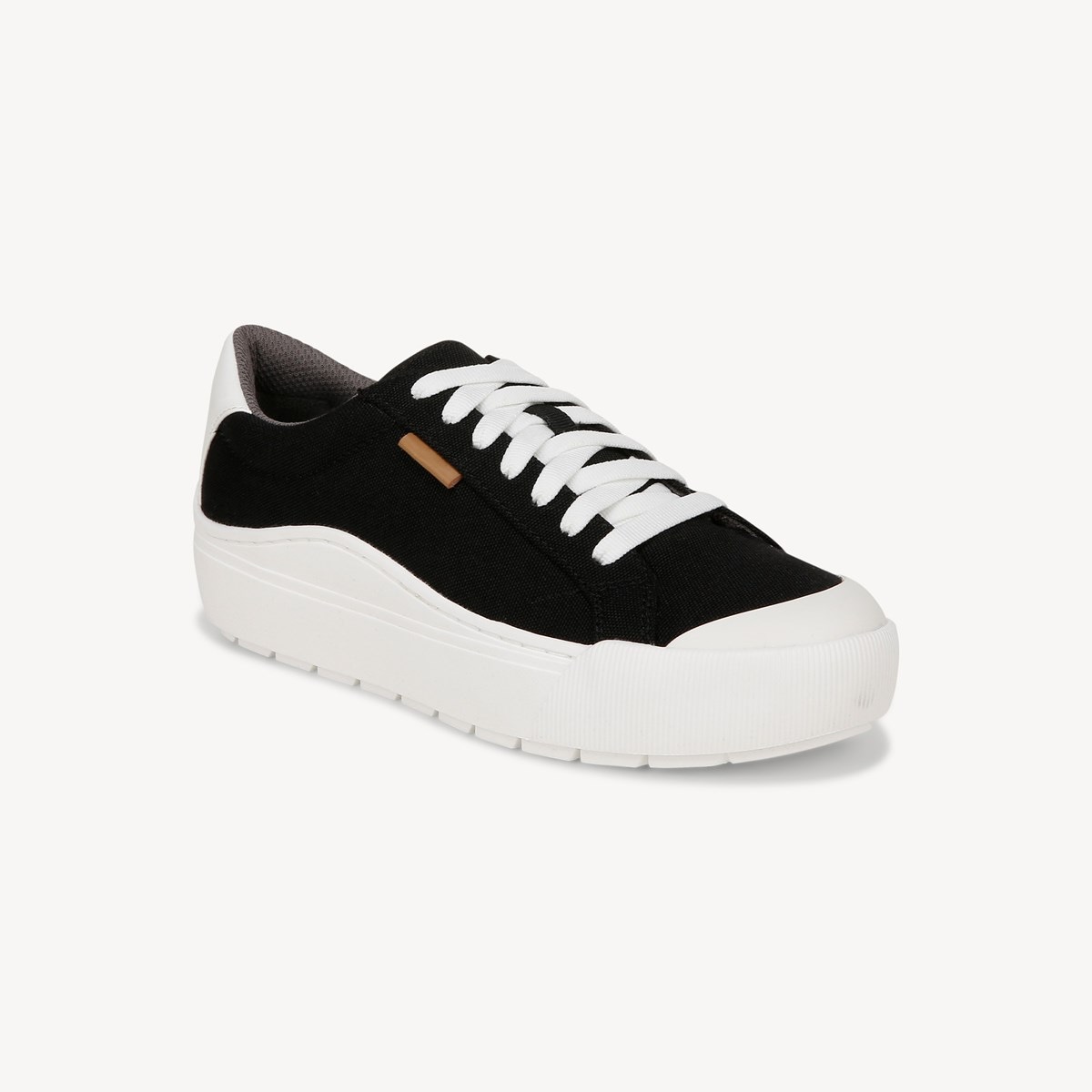 Knot concerned skechers hotsell