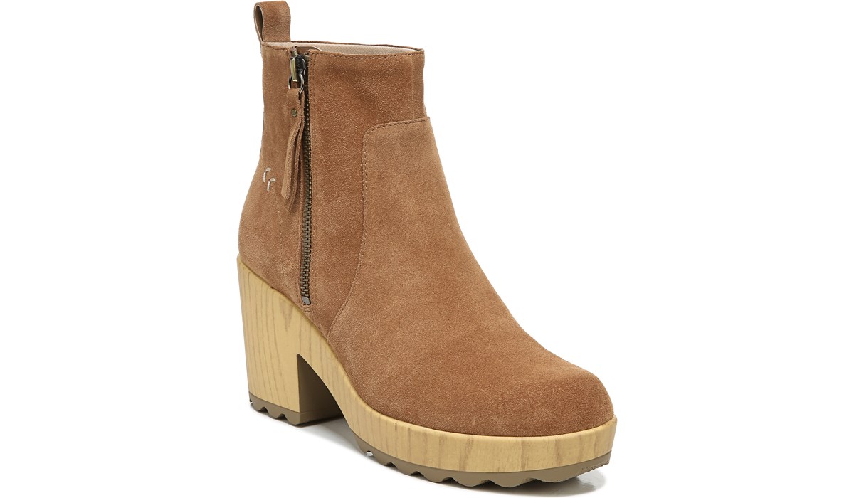 dr scholl's win over wood boot