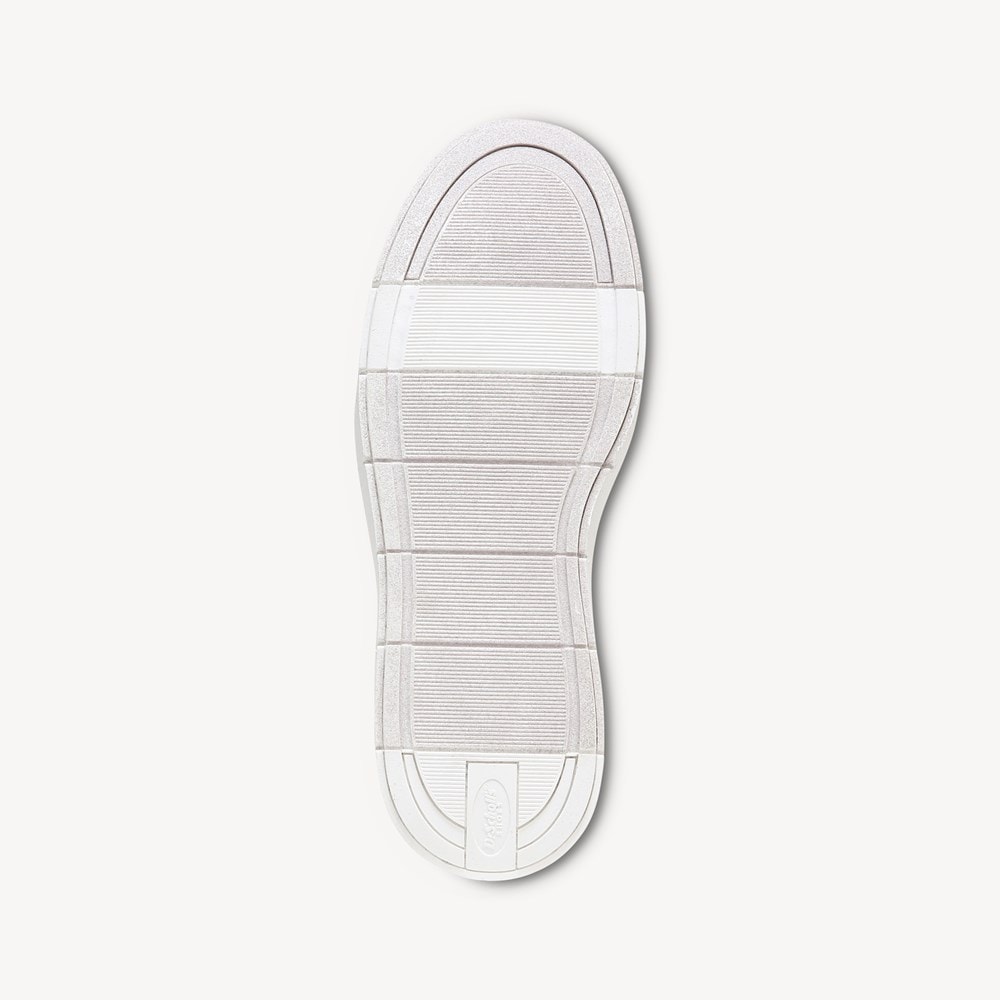 Men's Catch Thrills Sneaker - Bottom