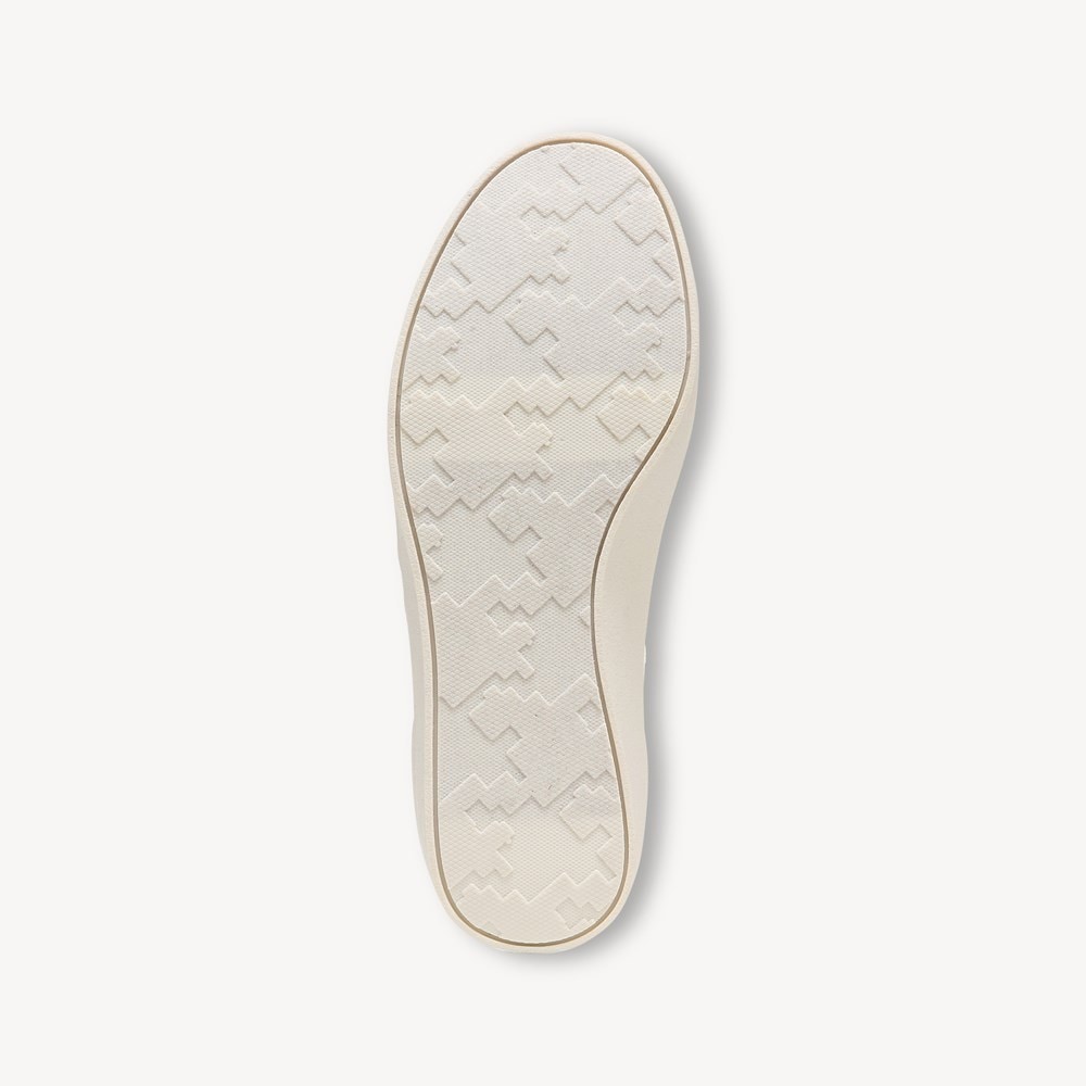 Women's Madison Lace Sneaker - Bottom