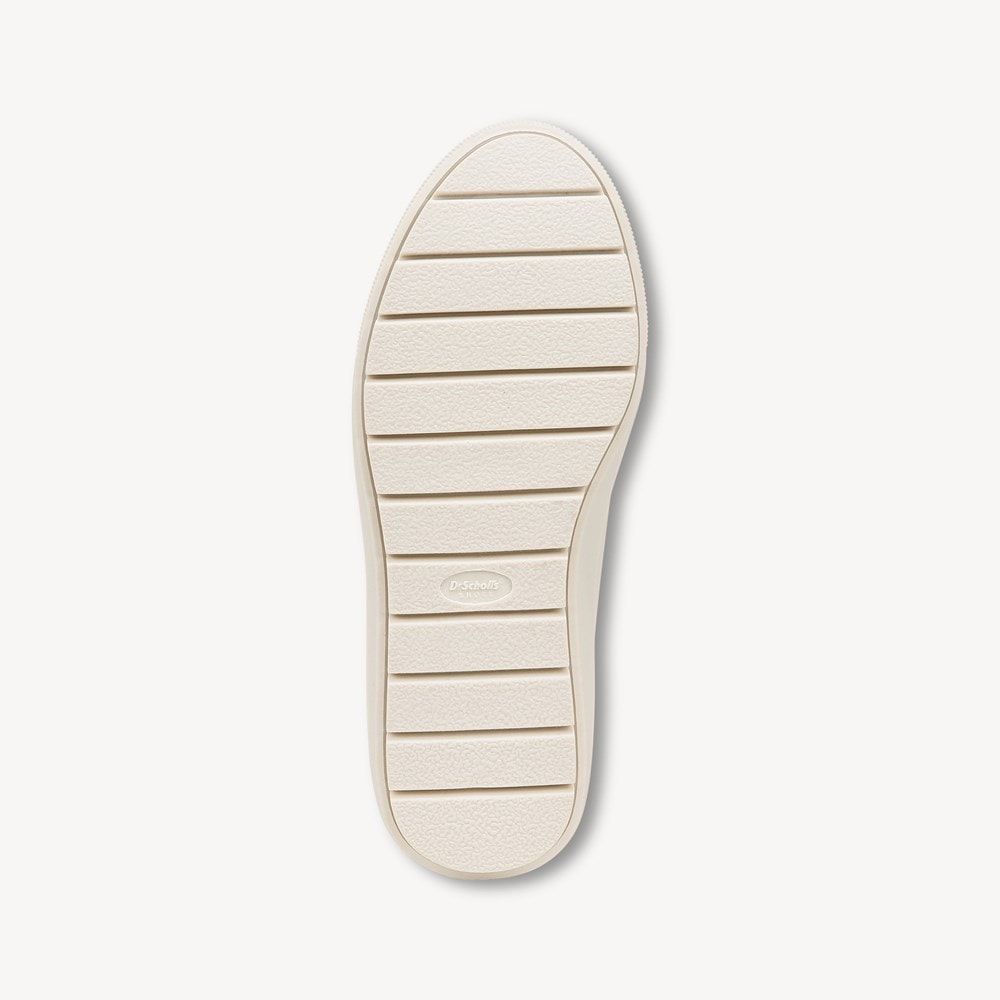 Women's Time Off Win Lace Sneaker - Bottom