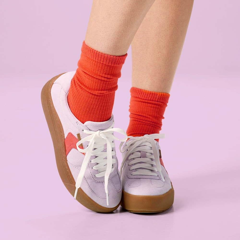 Women's Time Off Win Lace Sneaker - LifeStyle