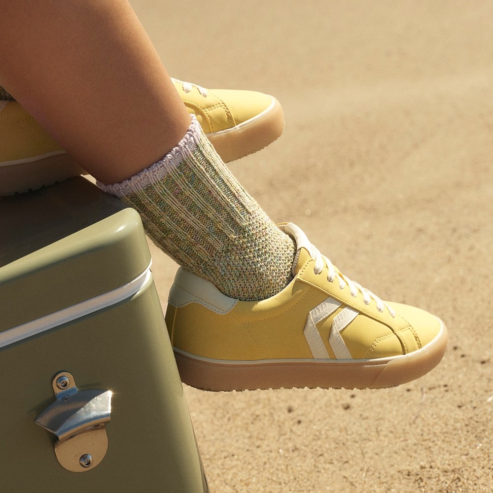 Women's Offline Lace Sneaker - LifeStyle2