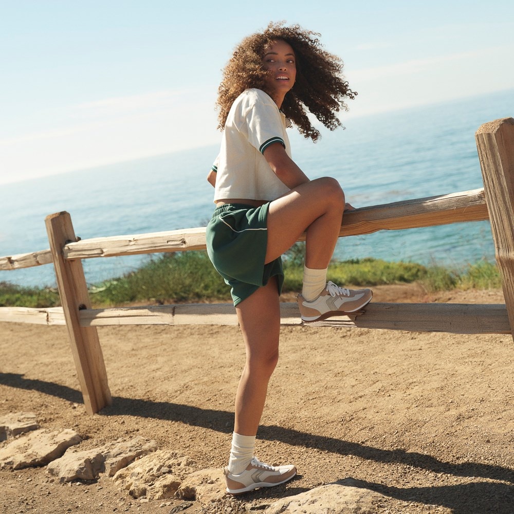 Women's Good Ol Days Lace Sneaker - LifeStyle
