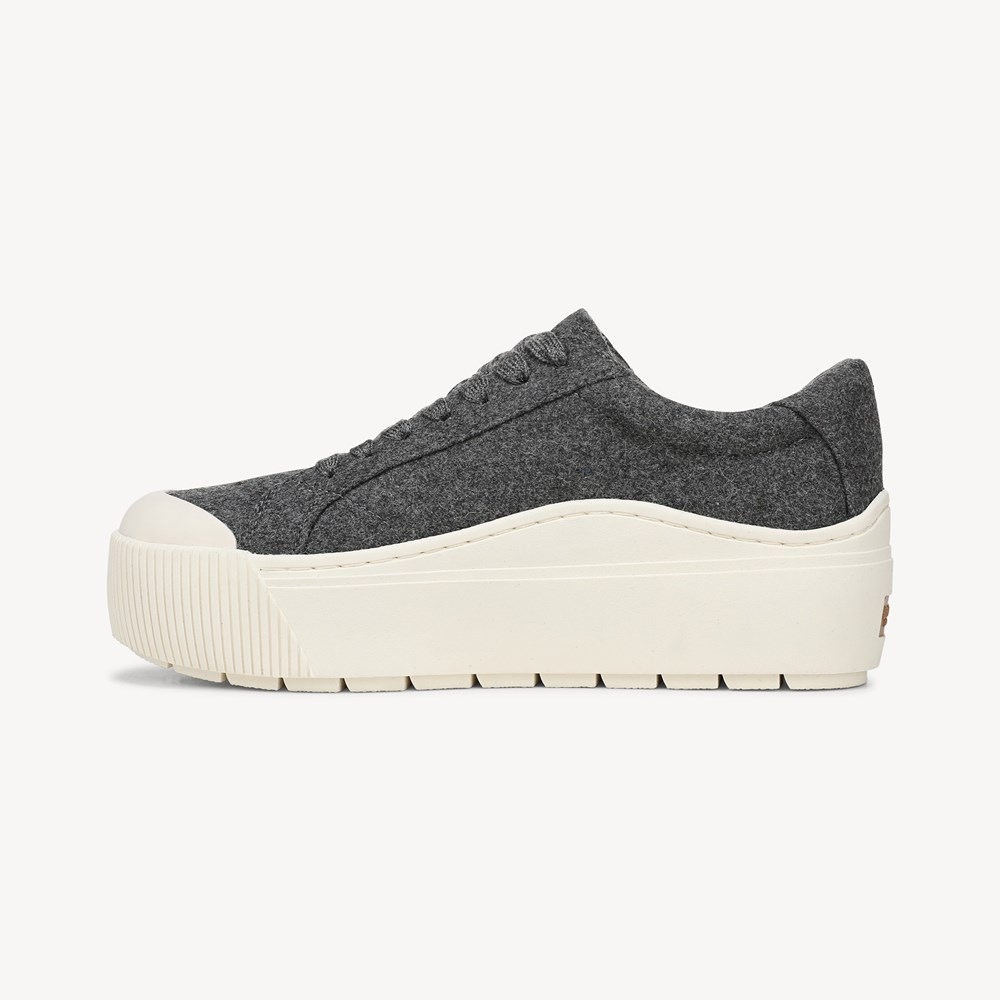 Women's Time Off Max Lace Up Sneaker