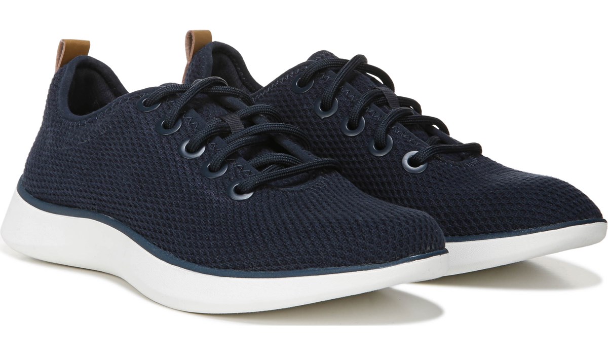 freestep sneaker